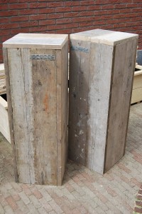 Zuil, pilaar, sokkel steigerhout Zuil, pilaar, sokkel steigerhout