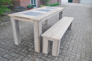 Tuinset gebruikt steigerhout