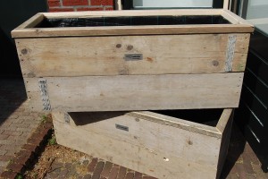 Plantenbakken gebruikt steigerhout